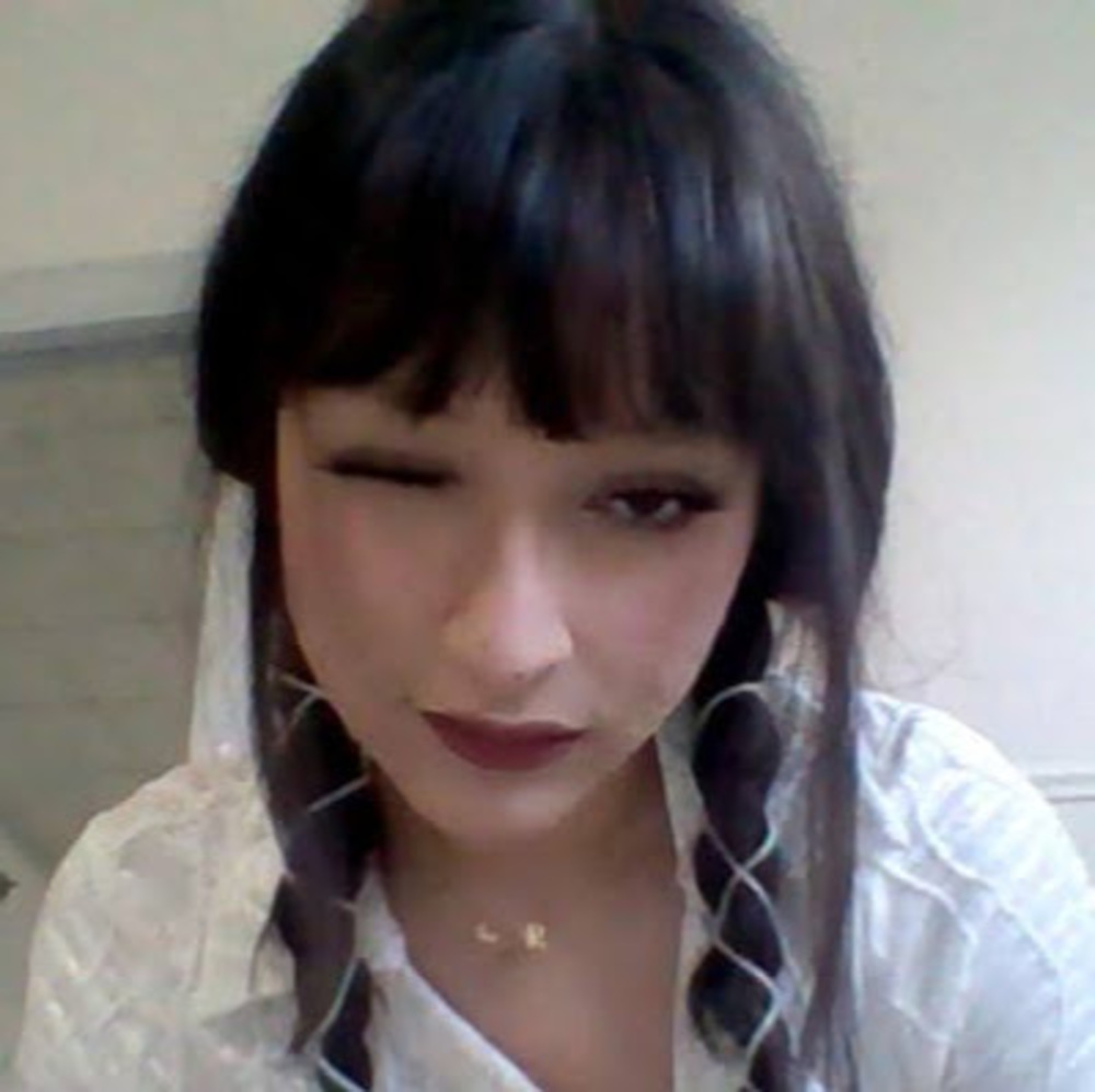 Meet your Posher, Alyna